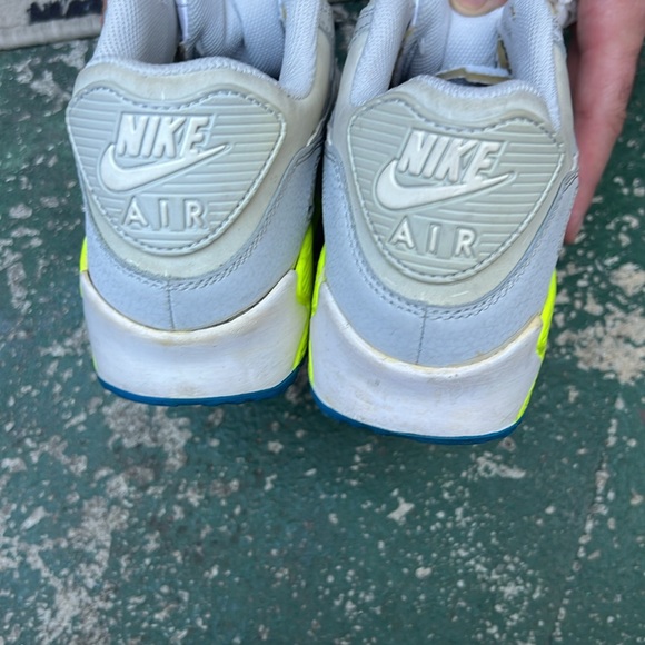 Nike Air Max - Picture 3 of 4